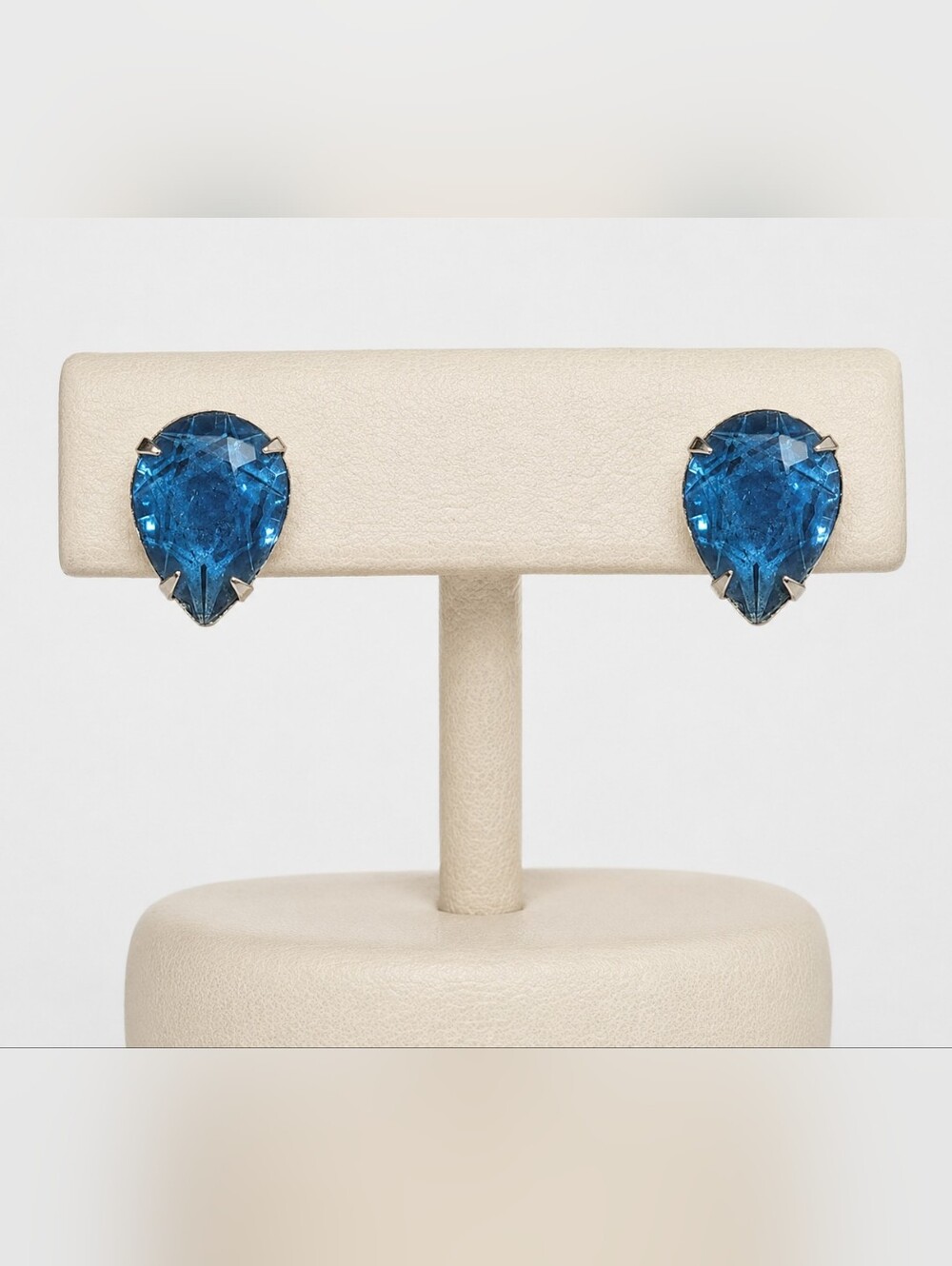 Vintage Blue Teardrop Screw Back Earrings | Silver Tone .5"